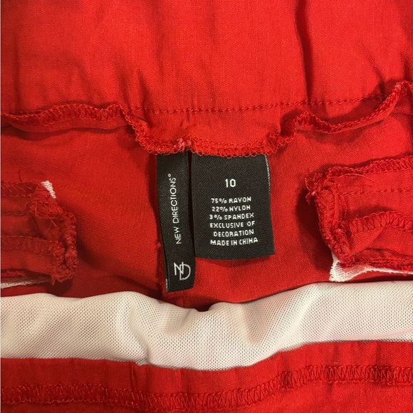 Women’s Red Pants - Picture 5 of 6